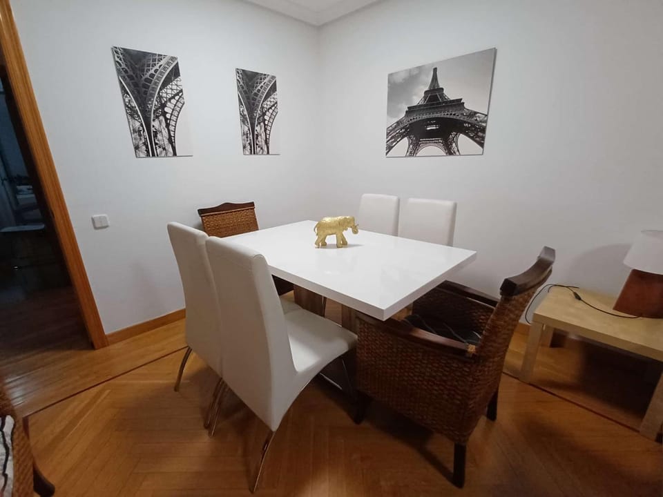 Tartiere-la eria oviedo deluxe Apartment in Oviedo