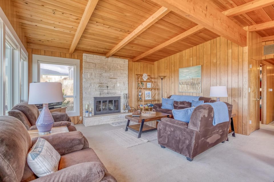 Sea Princess MCA 1227 - Meredith Lodging House in Manzanita