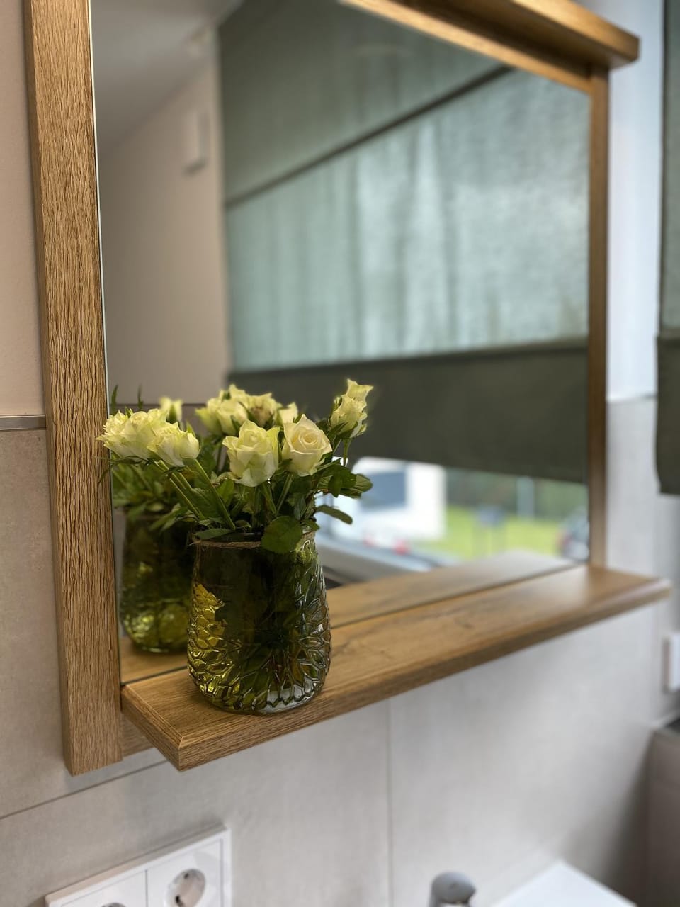 Bathroom, Decorative detail