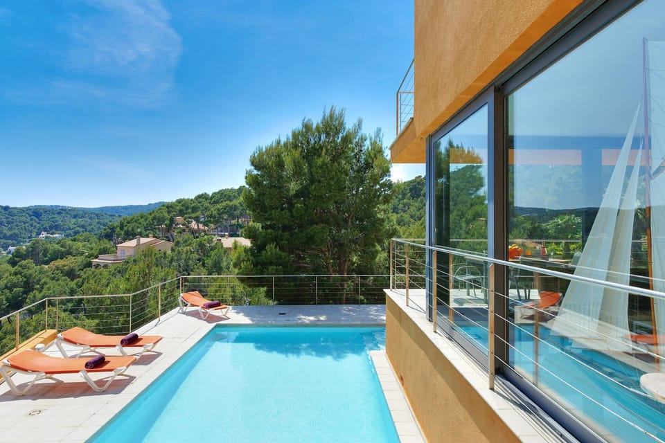 Pool view, Swimming pool