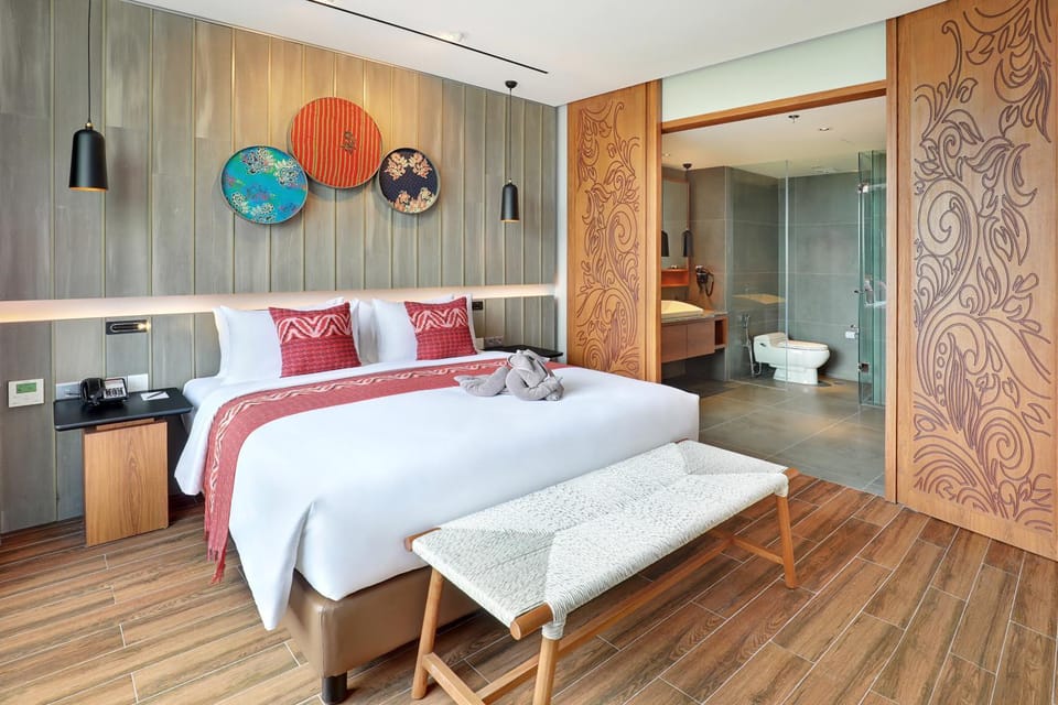 Toilet, Bathroom, Bedroom