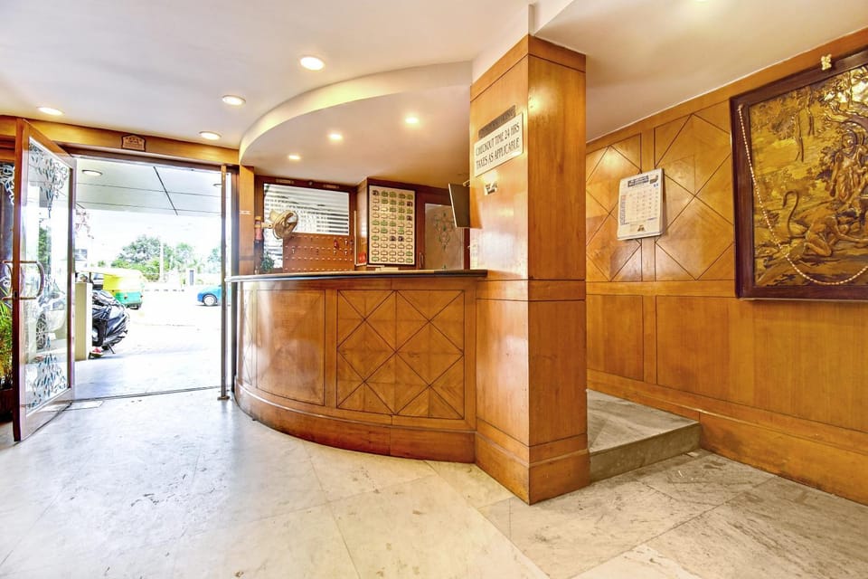 Lobby or reception, Lobby or reception