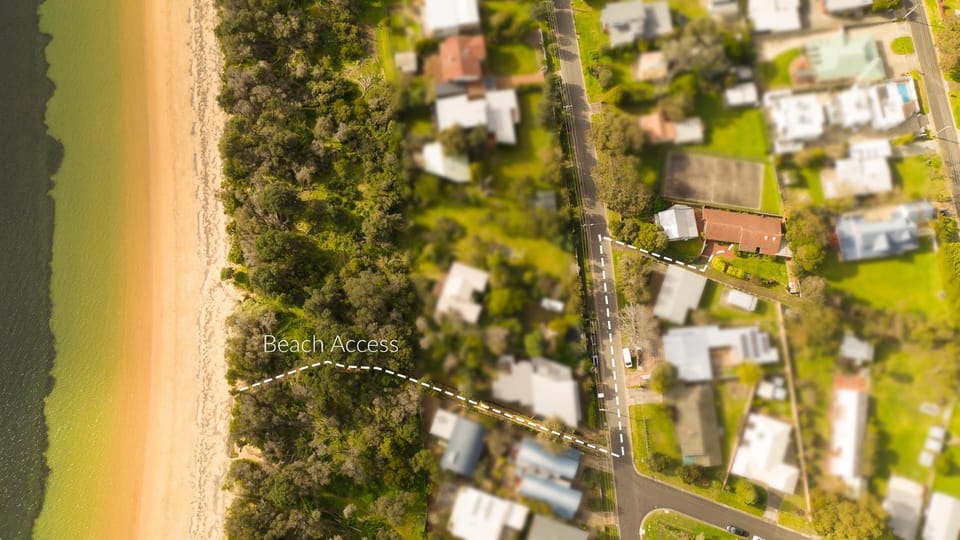 Nearby landmark, Neighbourhood, Natural landscape, Bird's eye view, Beach