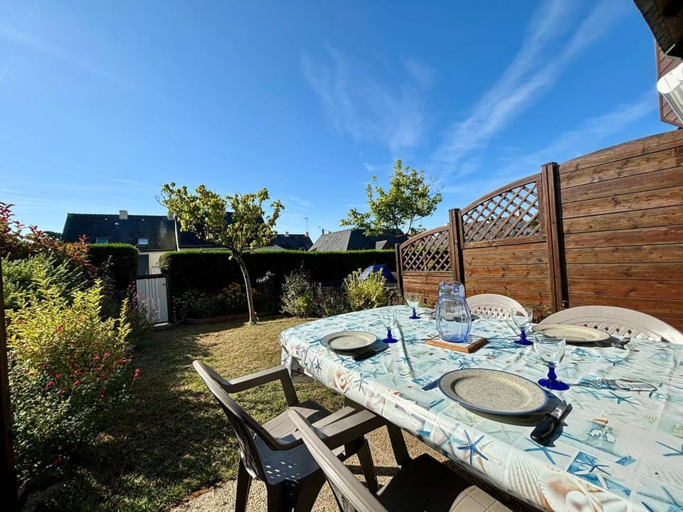 Maison à Carnac: 2 Chambres, 4 Couchages, Jardin, Parking, Proche Plage et Commerces - FR-1-377-46 House in Carnac