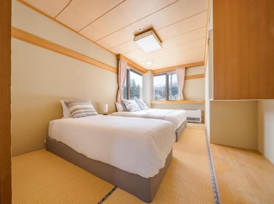 Red Fox Lodge Myoko Hotel in Nagano Prefecture