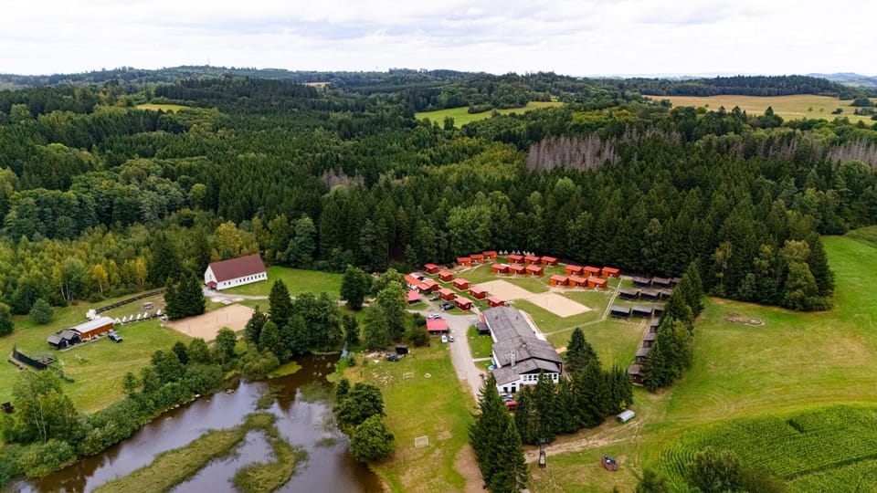 Růžená - chatky u rybníka Campground/ 
RV Resort in South Bohemian Region