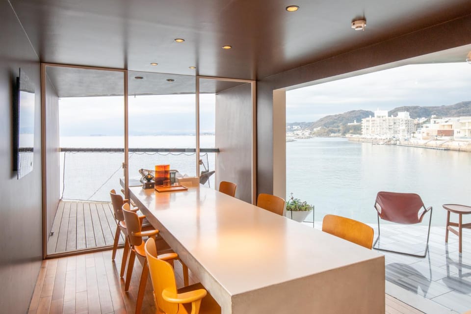 Kitchen or kitchenette, Living room, Dining area, Sea view