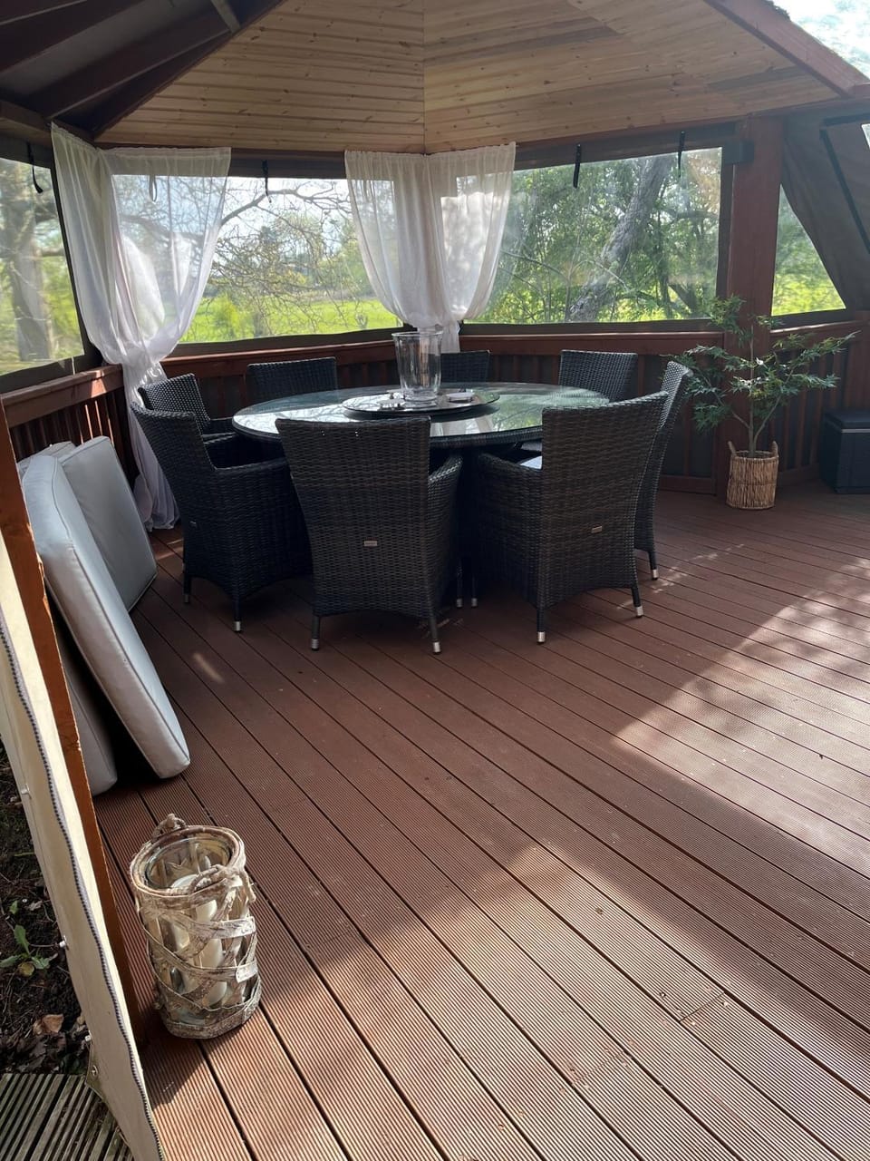 View (from property/room), Seating area, Internal: Not applicable to any particular room