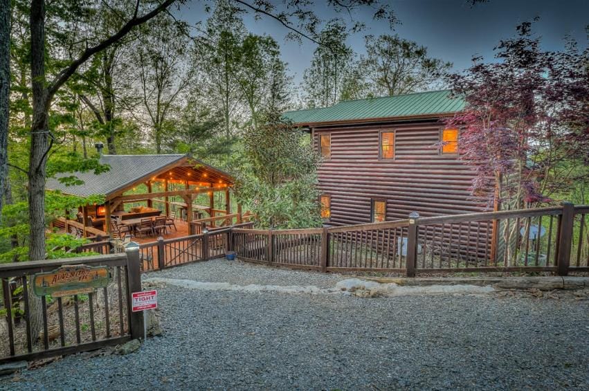 Adventure Us House in Blue Ridge Lake