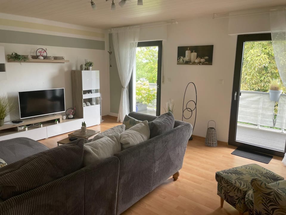 Ferienwohnung und Monteurwohnung Matthies Nähe Köln 30km Apartment in Bergisch Gladbach