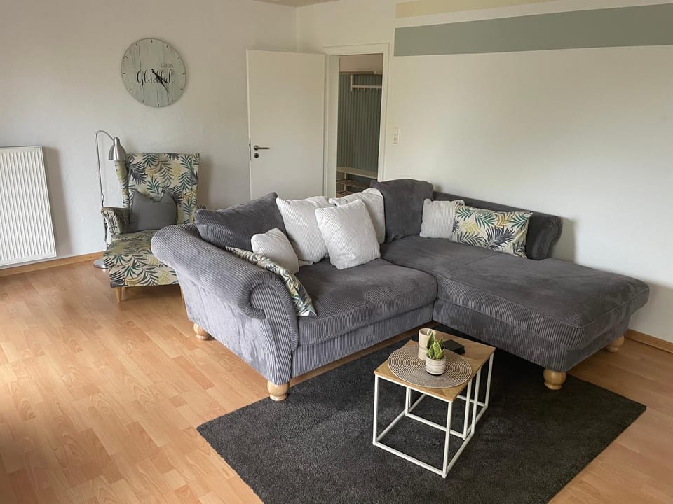 Ferienwohnung und Monteurwohnung Matthies Nähe Köln 30km Apartment in Bergisch Gladbach