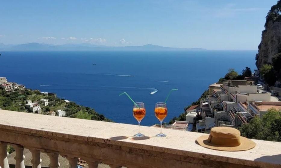 LA VILLA DI ENZO Casa Vacanze con vista mare Apartment in Amalfi