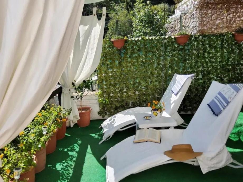LA VILLA DI ENZO Casa Vacanze con vista mare Apartment in Amalfi
