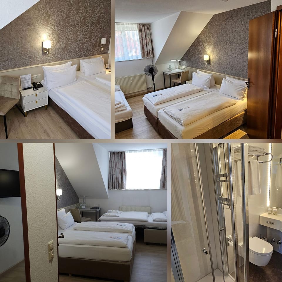 Bed, Bathroom, Photo of the whole room, Bedroom