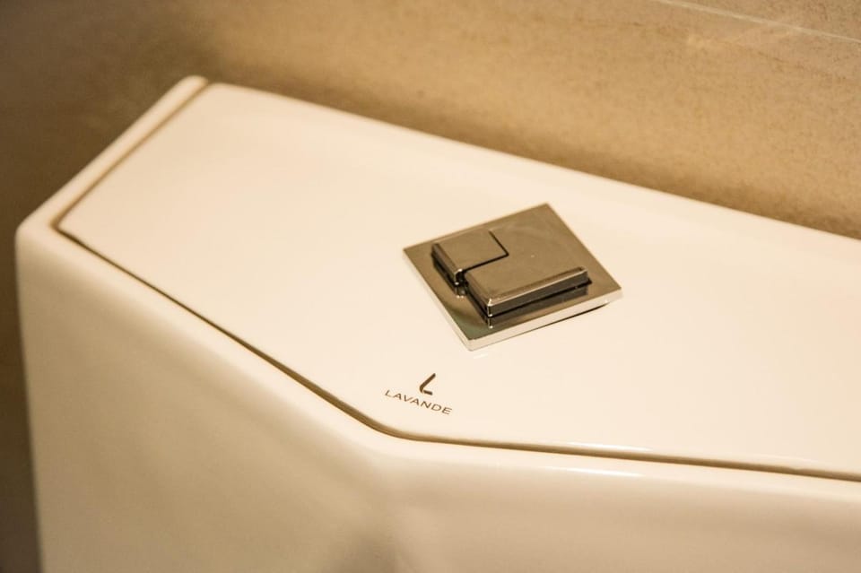 Lavande Hotels·Shenzhen North Railway Station Bantian Metro Station Hotel in Shenzhen