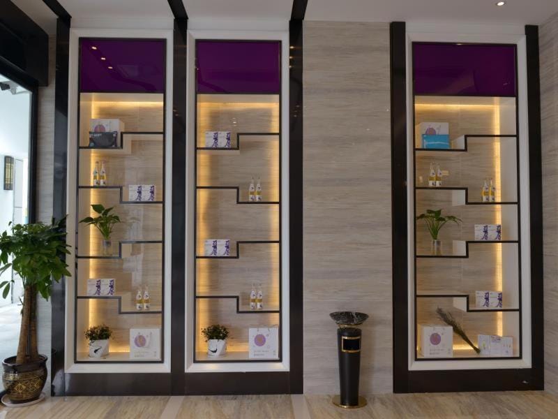 Lavande Hotel Zhangjiajie Tianmenshan Dayongfucheng Hotel in Hubei