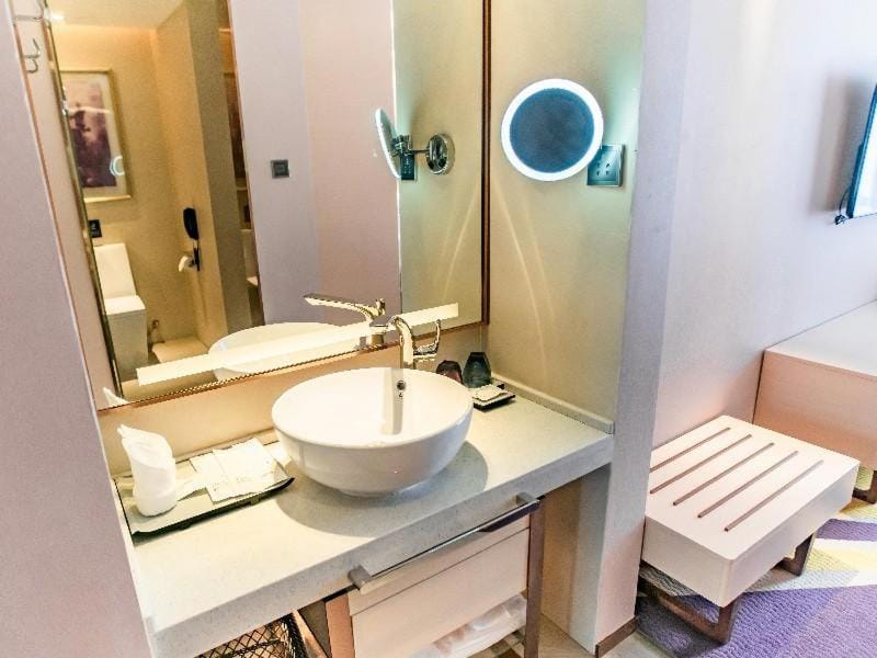 Lavande Hotels·Zhuhai Qinglv Middle Road Opera House Hotel in Guangdong