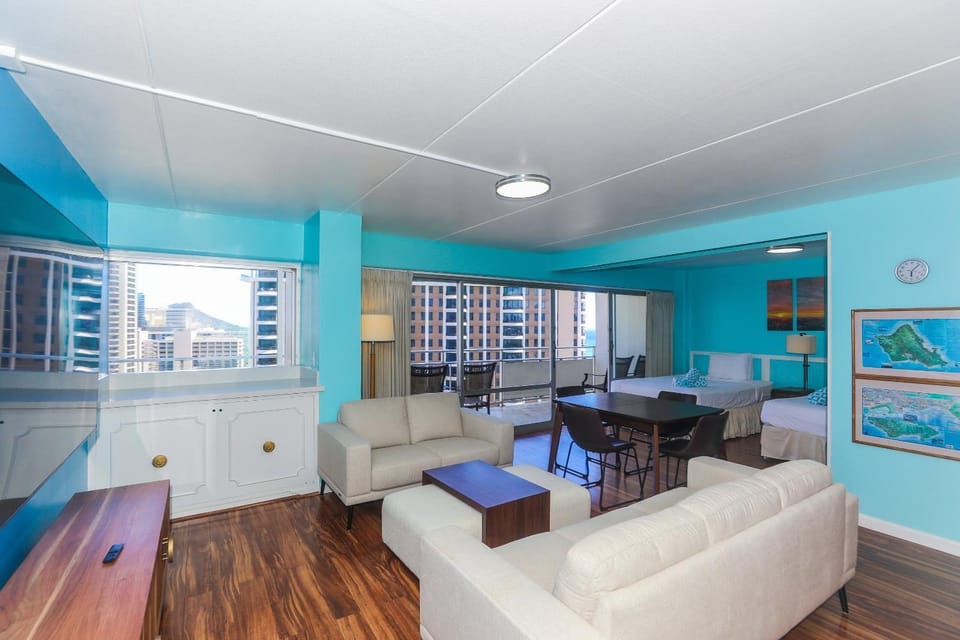 Ilikai Tower 1934 Condo with Fully Equipped Kitchen - Great for longer stays! Apartment in Honolulu