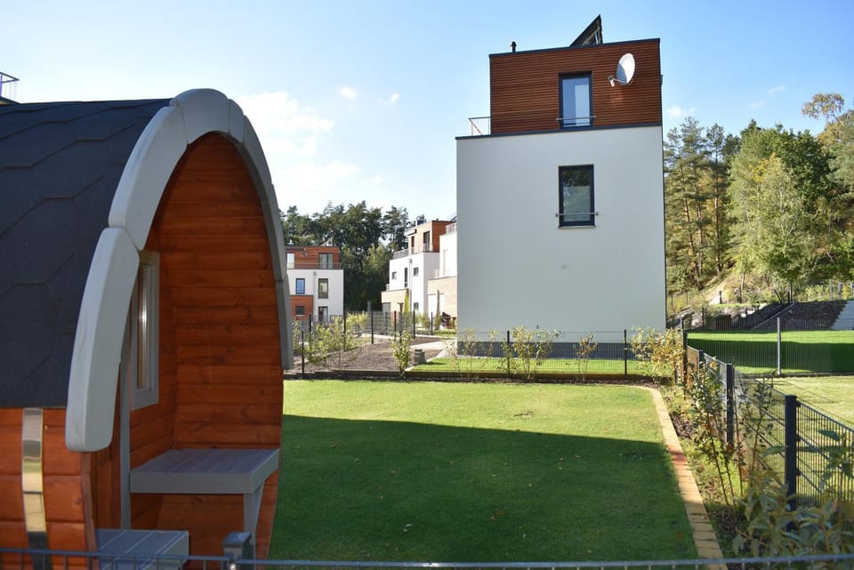Garden, Sauna