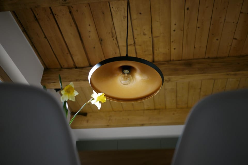 Kitchen or kitchenette, Food and drinks, Dining area