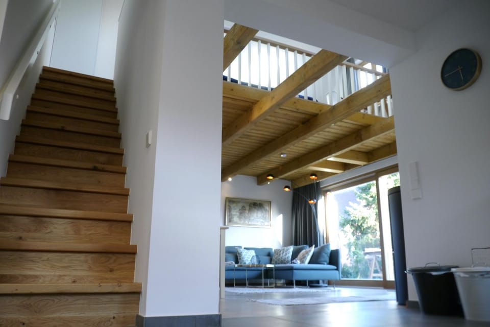 Living room, Photo of the whole room