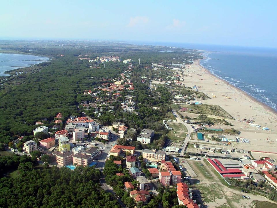 Bird's eye view, Sea view