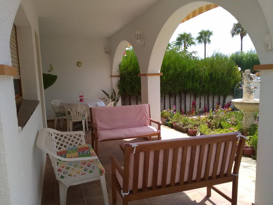 Patio, Garden, Balcony/Terrace
