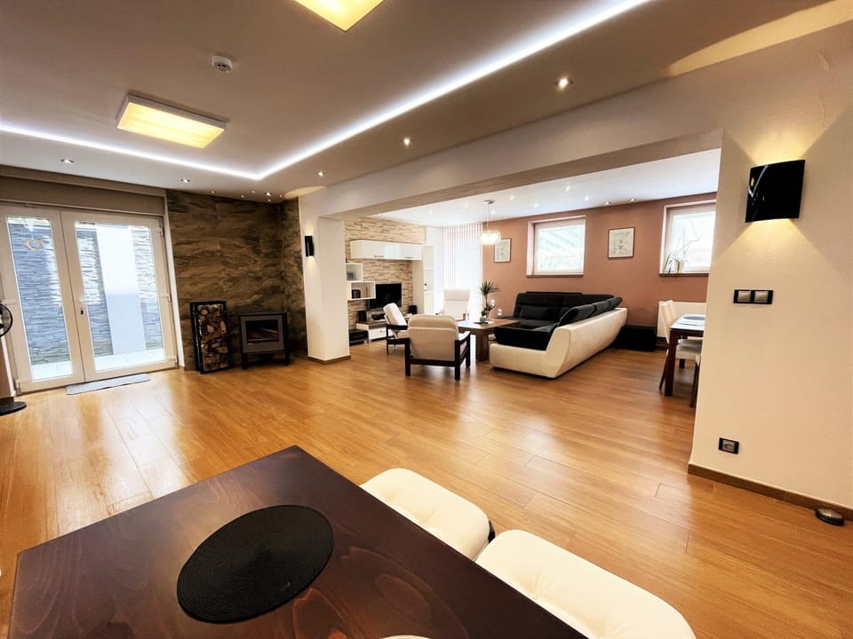 Lobby or reception, Seating area