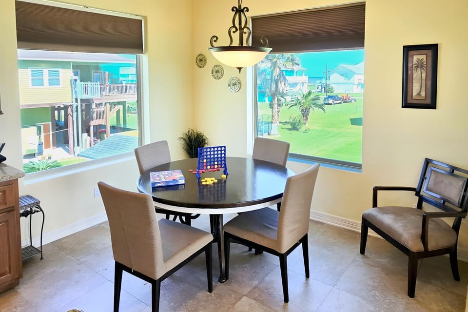 Family-Friendly ‘Casa Sol’ House in Crystal Beach! House in Bolivar Peninsula
