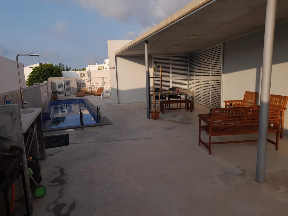Off site, Balcony/Terrace, Swimming pool