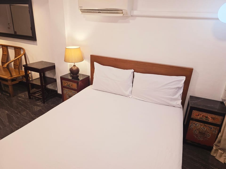 Old Sрice 2 Urban Studio Oasis Central Bangkok MRT Apartment in Bangkok