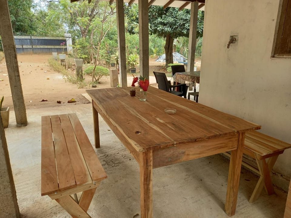 Silent Peacock Villa And Restaurant Hotel in Southern Province