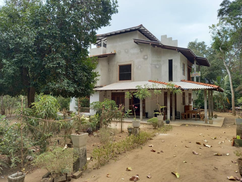 Silent Peacock Villa And Restaurant Hotel in Southern Province