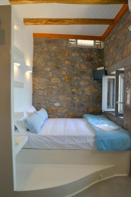 Lefteris Home House in Milos
