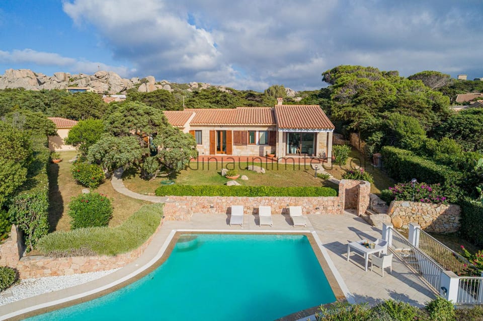Villa Incanto di Gallura Villa in Sardinia