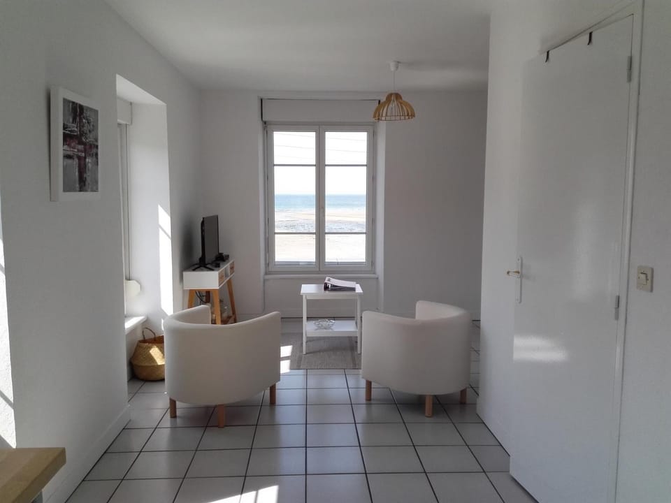 Day, Living room, Sea view