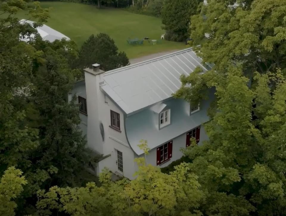 Le Clos des Brumes Chalet Chalet in Maine