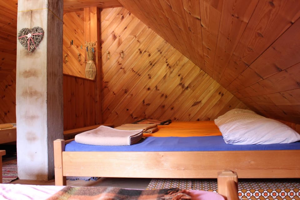 Bed, Photo of the whole room