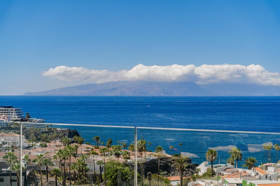 Magnífico Bungalow con Vista Panorámica y Piscina Privada House in Acantilados de Los Gigantes