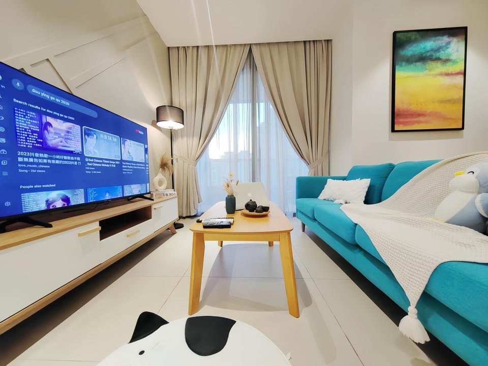 Communal lounge/ TV room, TV and multimedia, Living room, Seating area