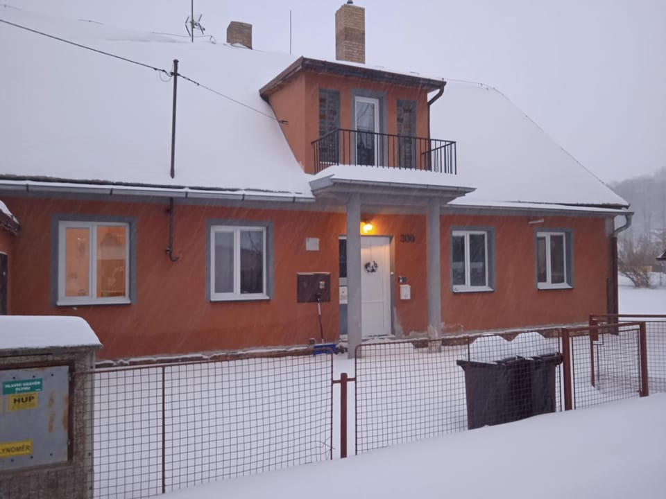 Chata Elča Chalet in Lower Silesian Voivodeship