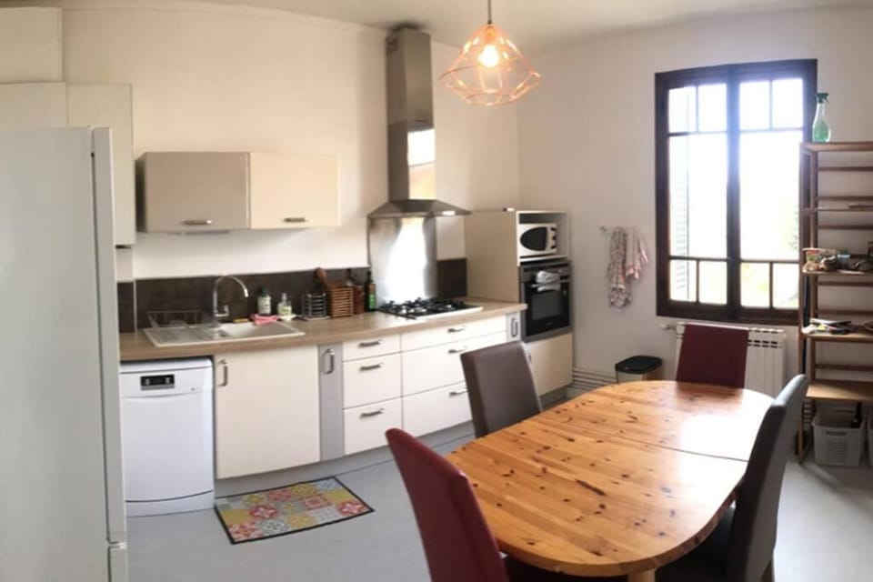 LE CATALPA - centre ville, jardin & parking! Apartment in Annecy