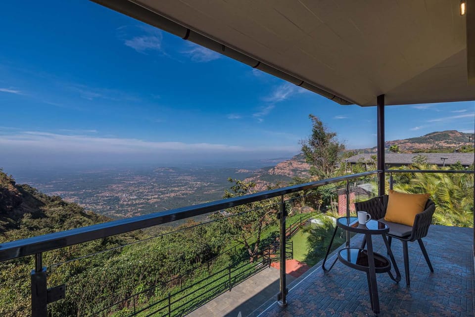 Balcony/Terrace, Mountain view