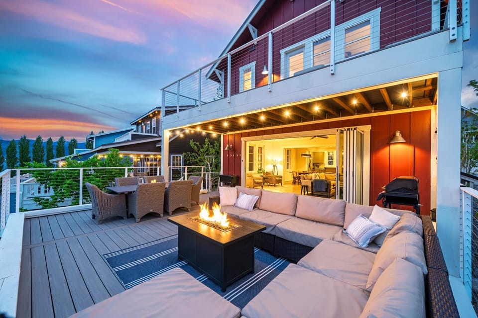 On A Whim #65 House in Chelan (In Town)