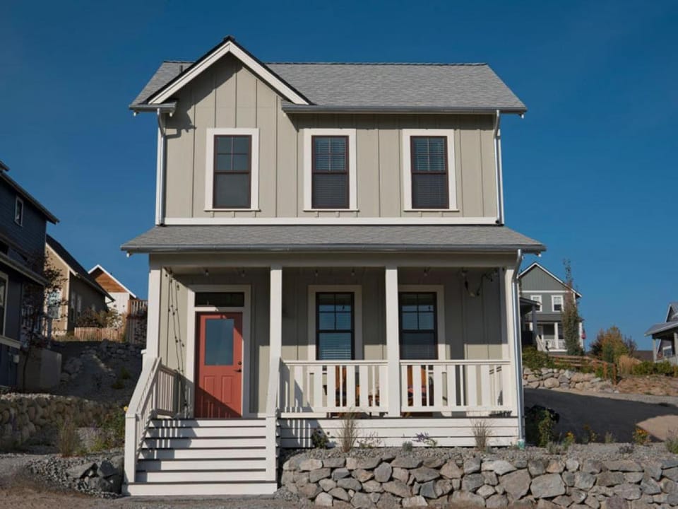 Wish You Were Here #85 House in Chelan (In Town)