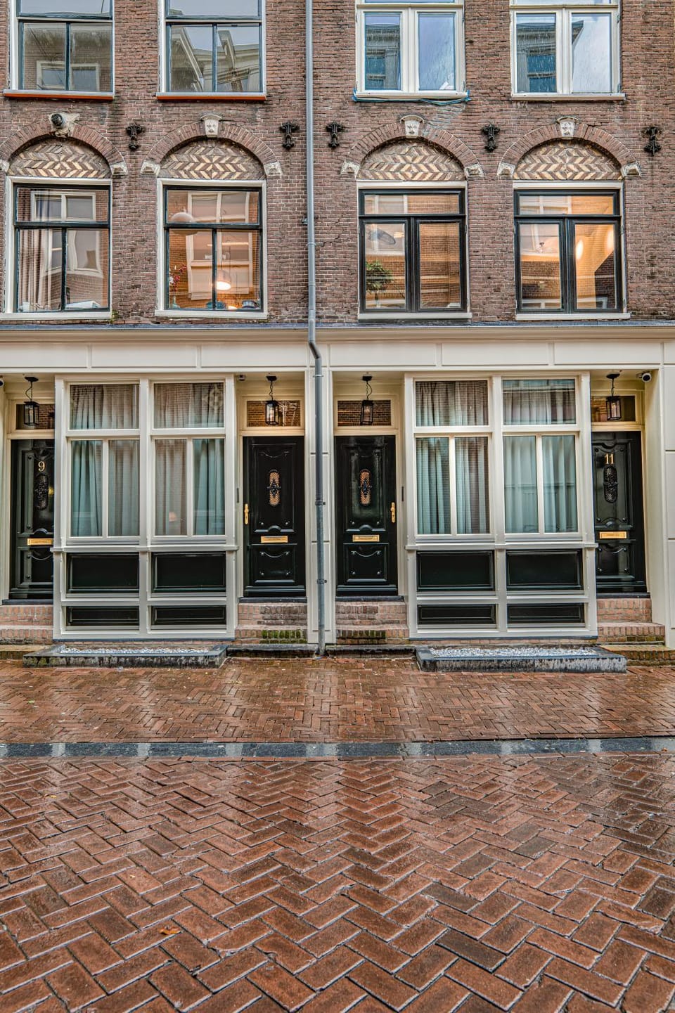 Property building, Facade/entrance