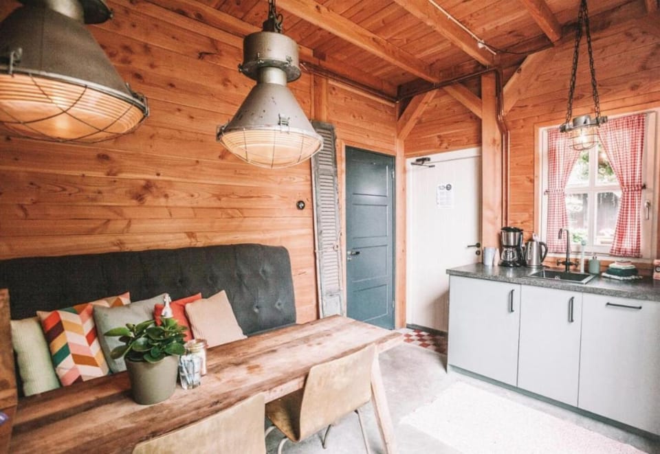 CRASH'NSTAY - The Silo Bungalow Chalet in South Holland (province)