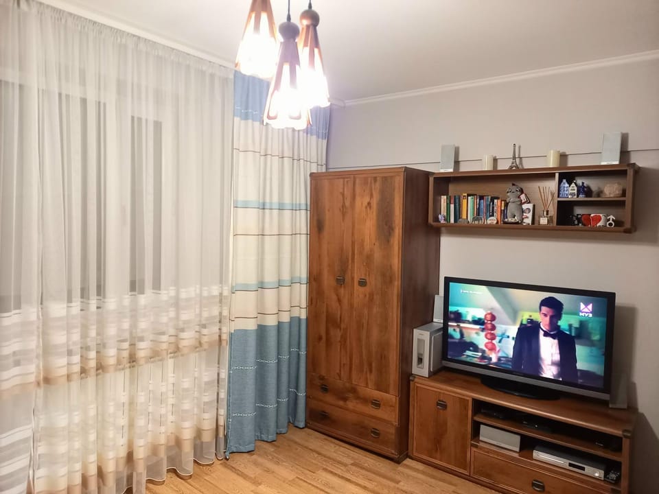 TV and multimedia, wardrobe
