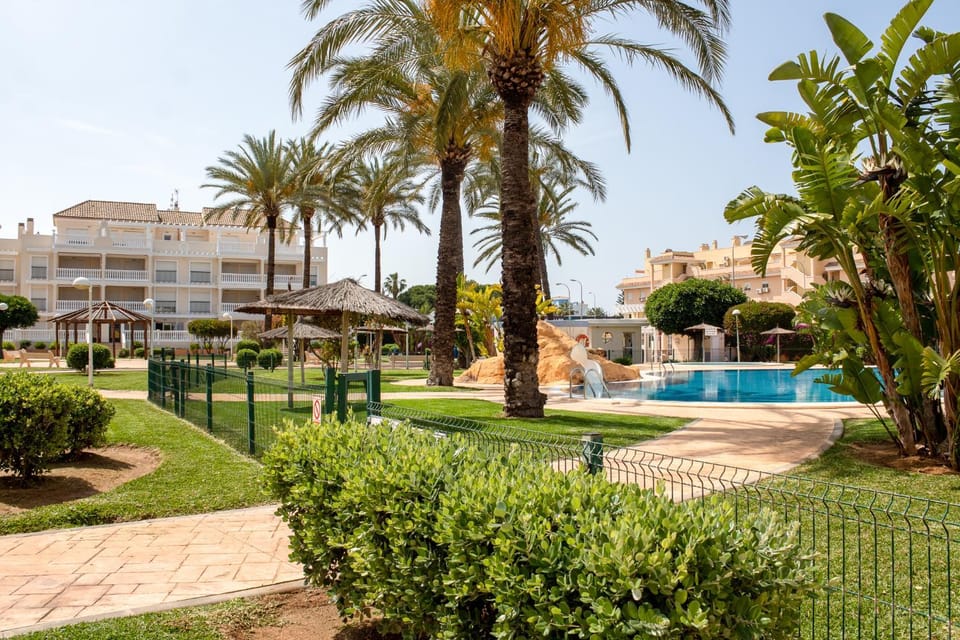 Apartamento planta baja Residencial Aquamarina by costablancarent Apartment in Marina Alta