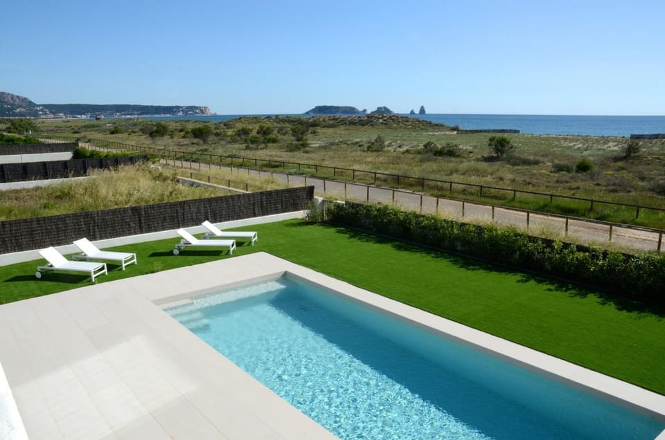 VILLA PINELL Villa in Baix Empordà